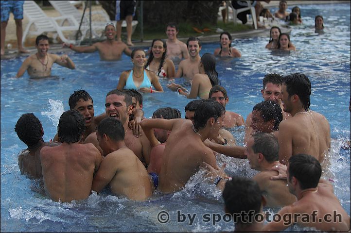 poolspiel4650_2.jpg